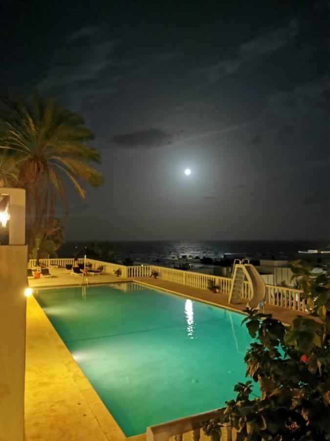 Princess Heights Luxury Condo Hotel Oyster Pond Exterior photo